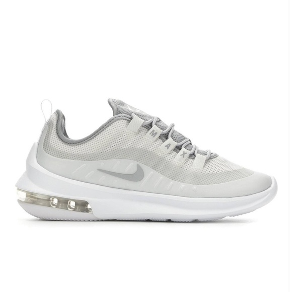 Nike Shoes - Nike Air Max Axis